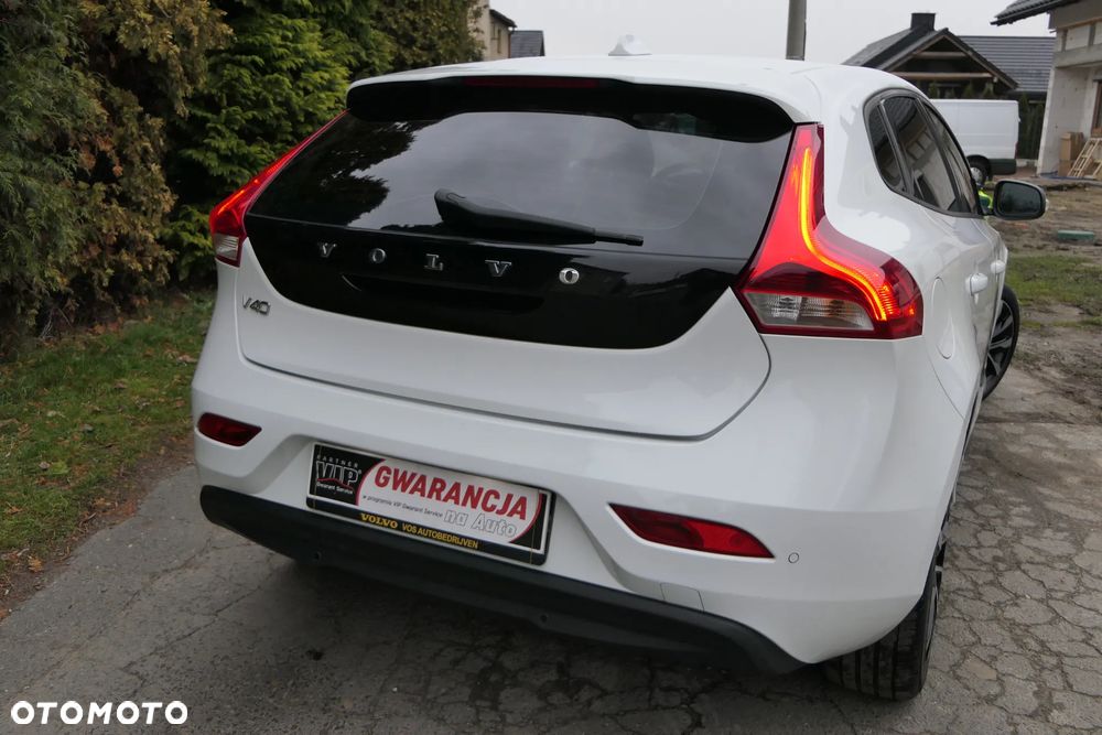 Volvo V40 T2 Drive-E Momentum - 6