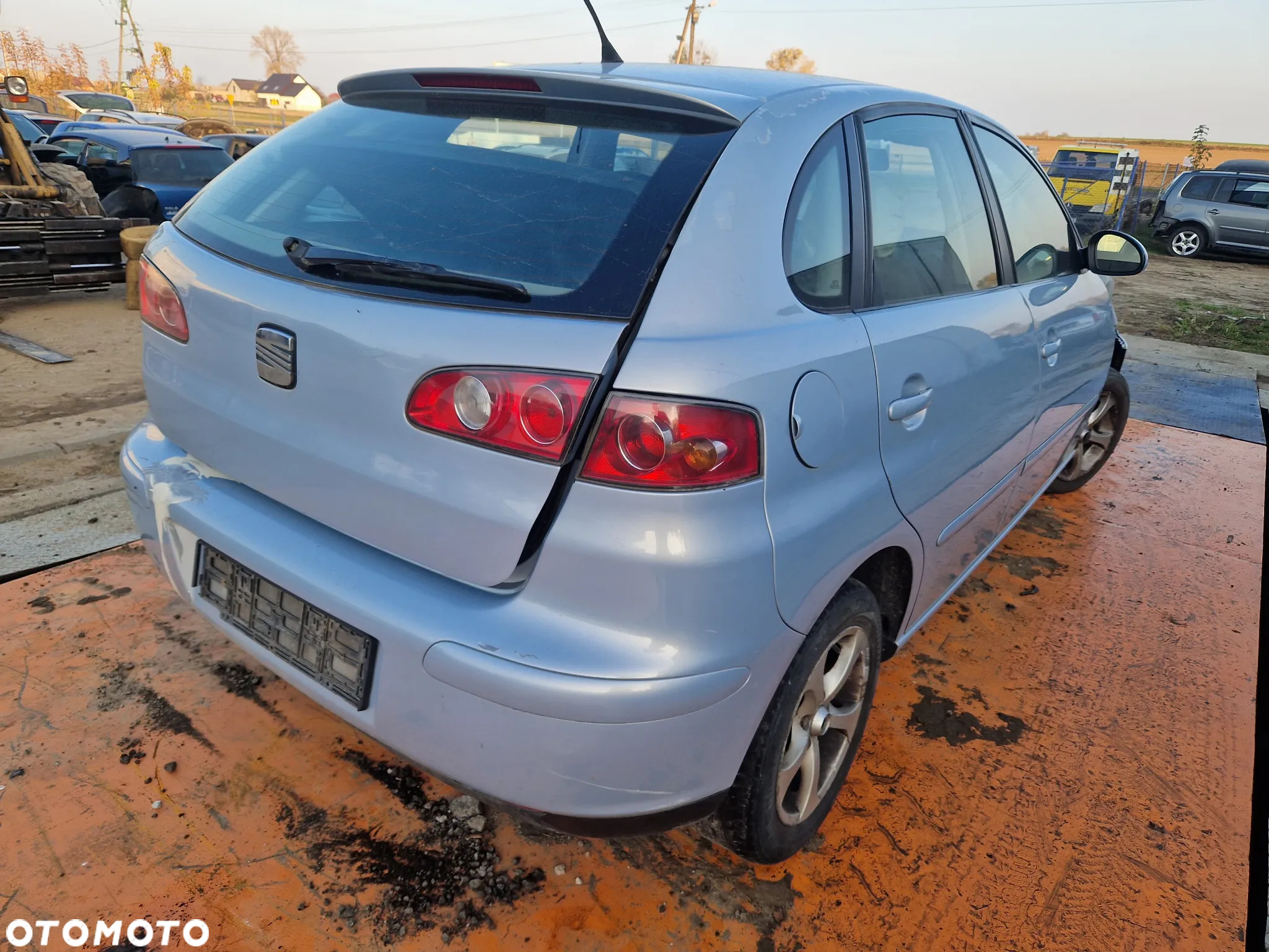 Seat IBIZA III 6L 2002-2006 Silnik 1.2 AZQ 64KM/47kW LS5T na części drzwi klapa zderzak - 2