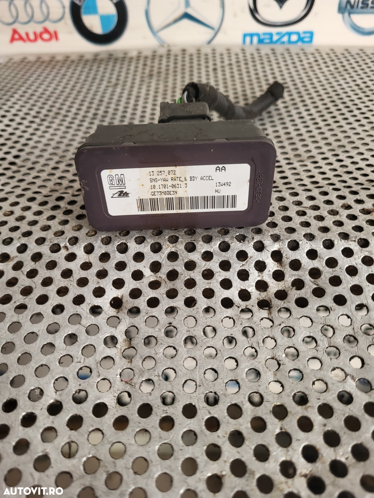 Modul ESP Senzor Acceleratie Opel Zafira B Astra H Cod 13257072AA Dezmembrez Opel Zafira B 1.7 Cdti Euro 5 Motor A17DTR Cutie M32 Facelift - 2