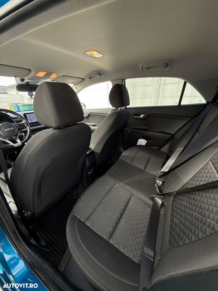 Kia Rio 1.2 MPI 5MT Trend - 17