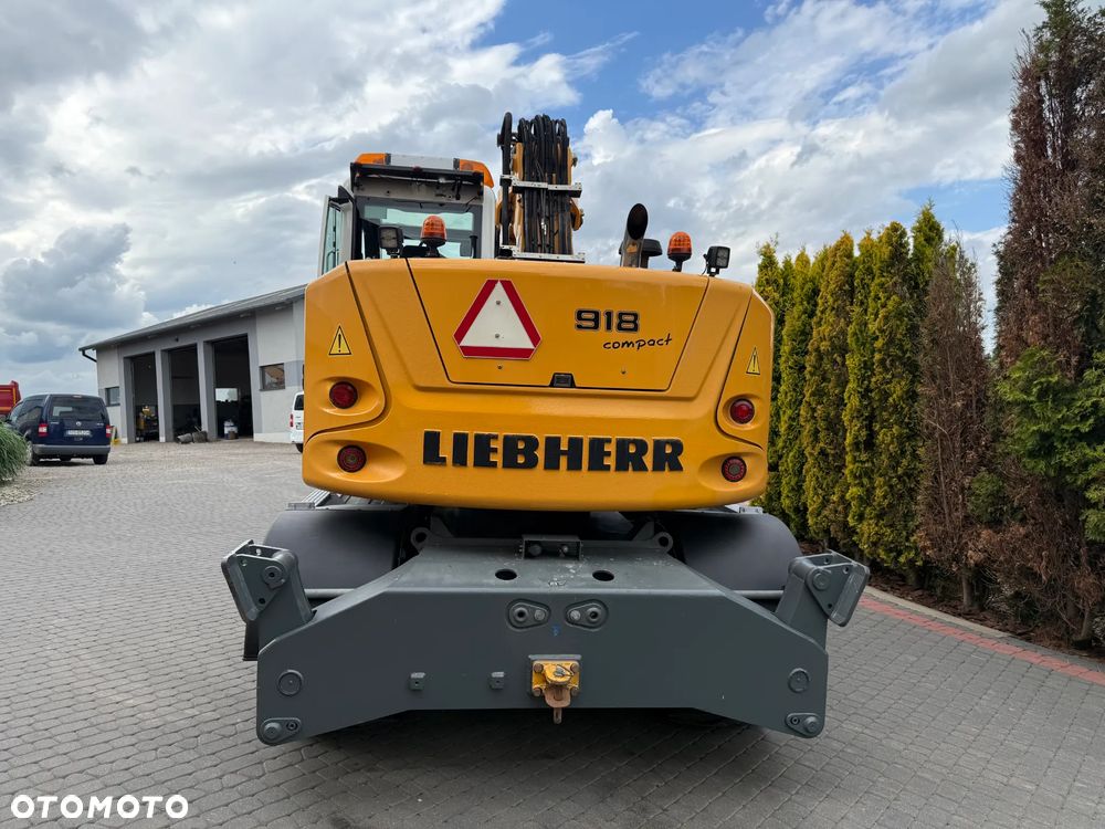 Liebherr 918 Compact  Rototilt + Szczypce - 6