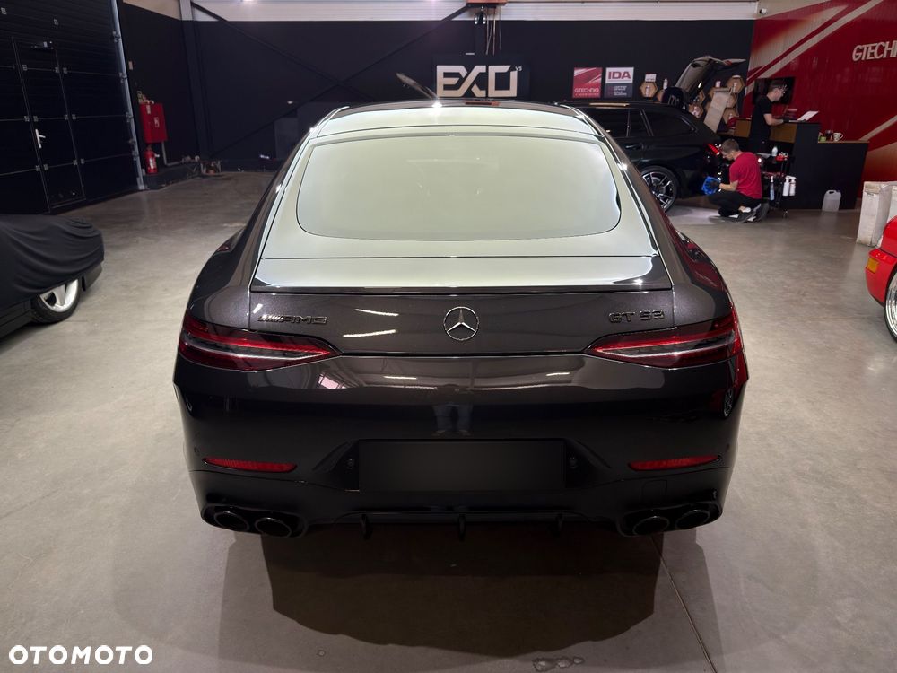 Mercedes-Benz AMG GT 53 4-Matic+ - 11