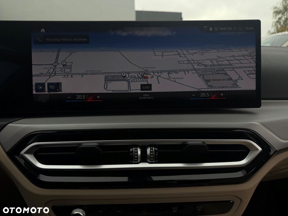 BMW Seria 3 330d xDrive MHEV Sport Line - 13