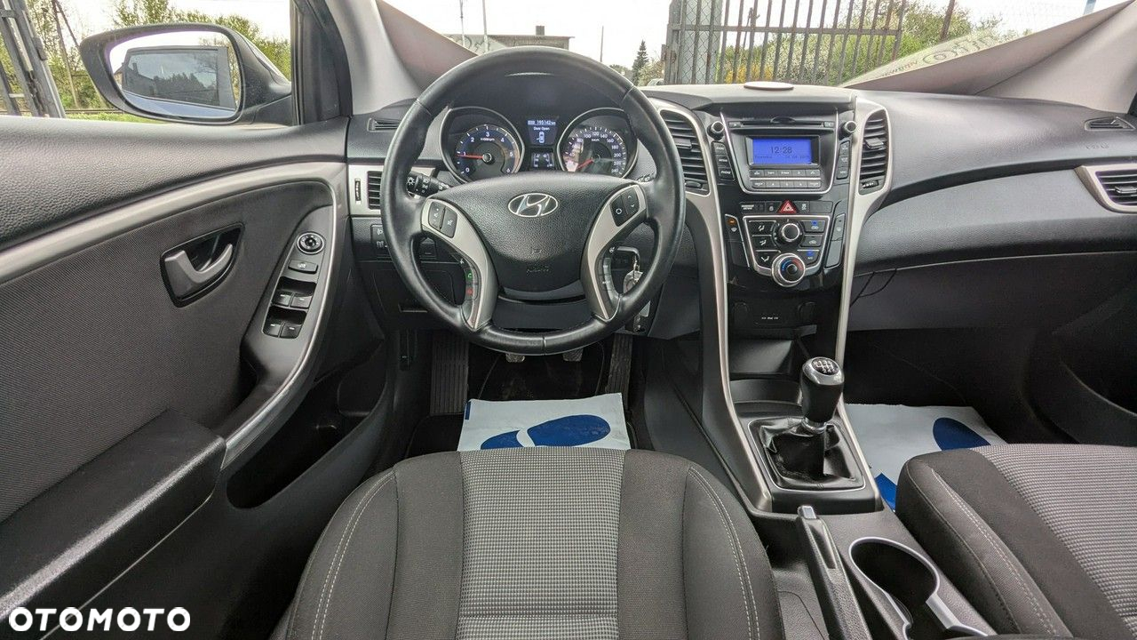 Hyundai i30 - 19