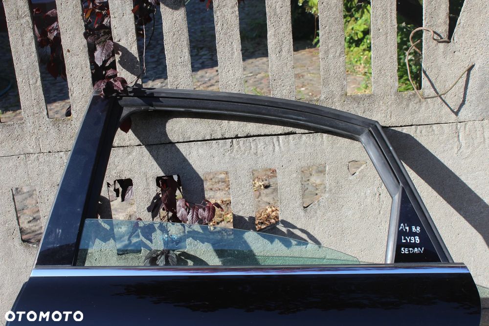 DRZWI TYLNE LEWE AUDI A4 B8 SEDAN LY9B 2013 - 10