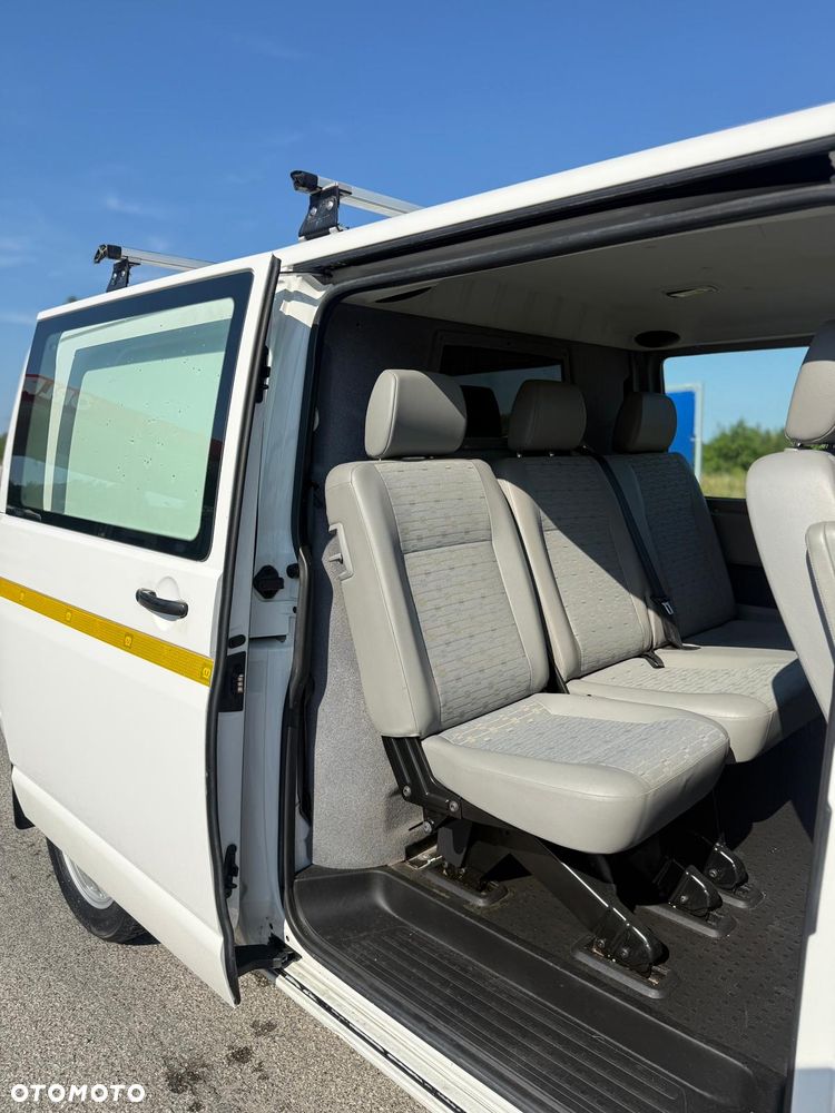 Volkswagen Transporter - 8