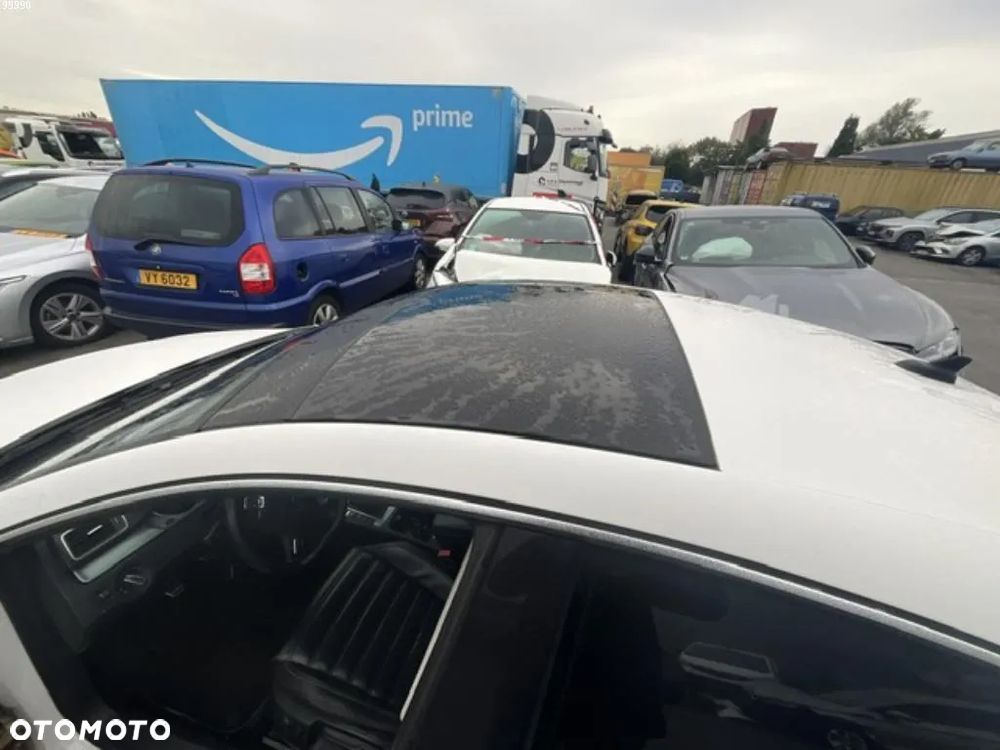 Volkswagen CC 2.0 TDI BlueMotion Technology - 26