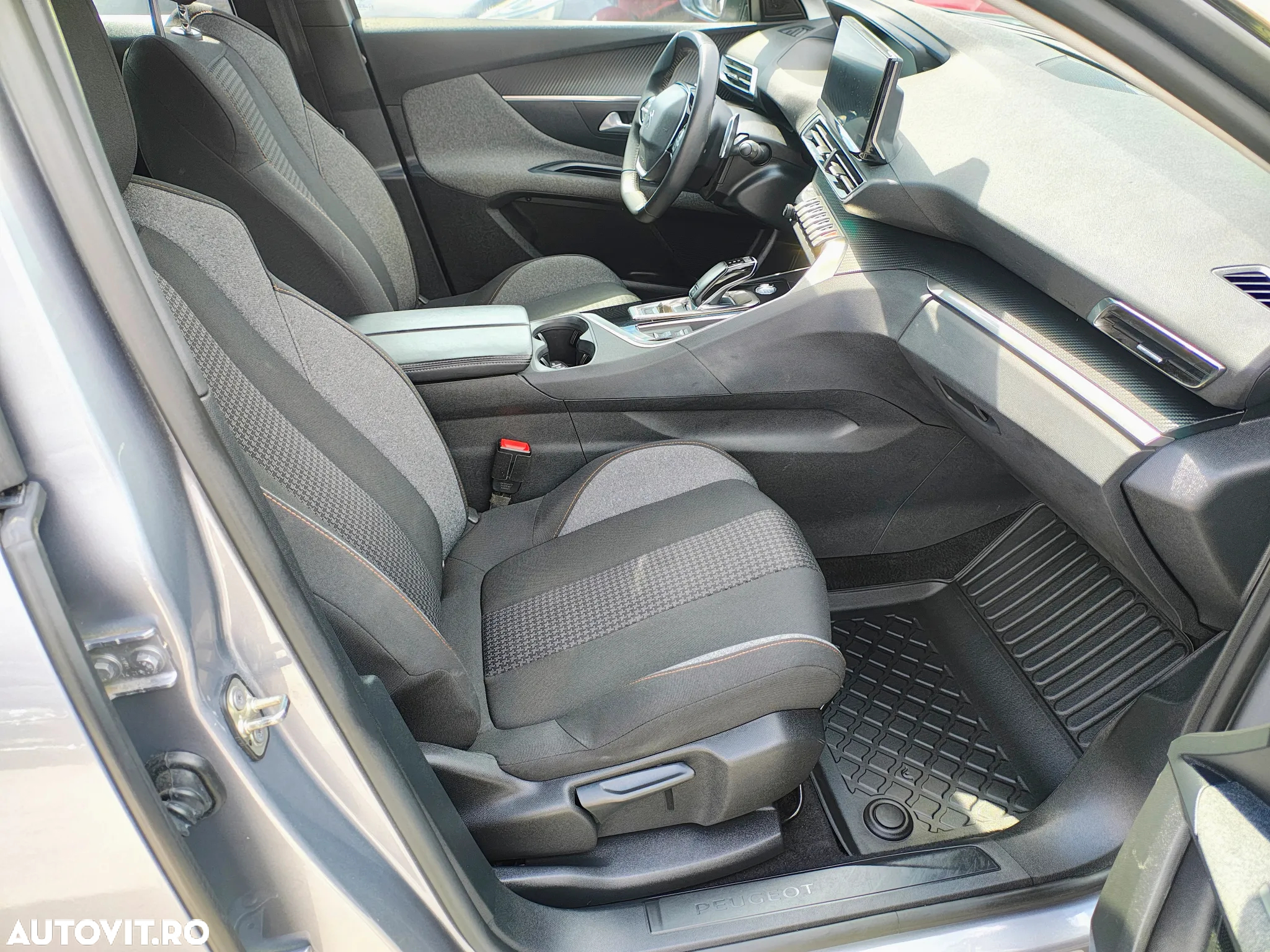 Peugeot 3008 PureTech 130 Stop & Start GPF EAT8 Active Business-Paket - 6