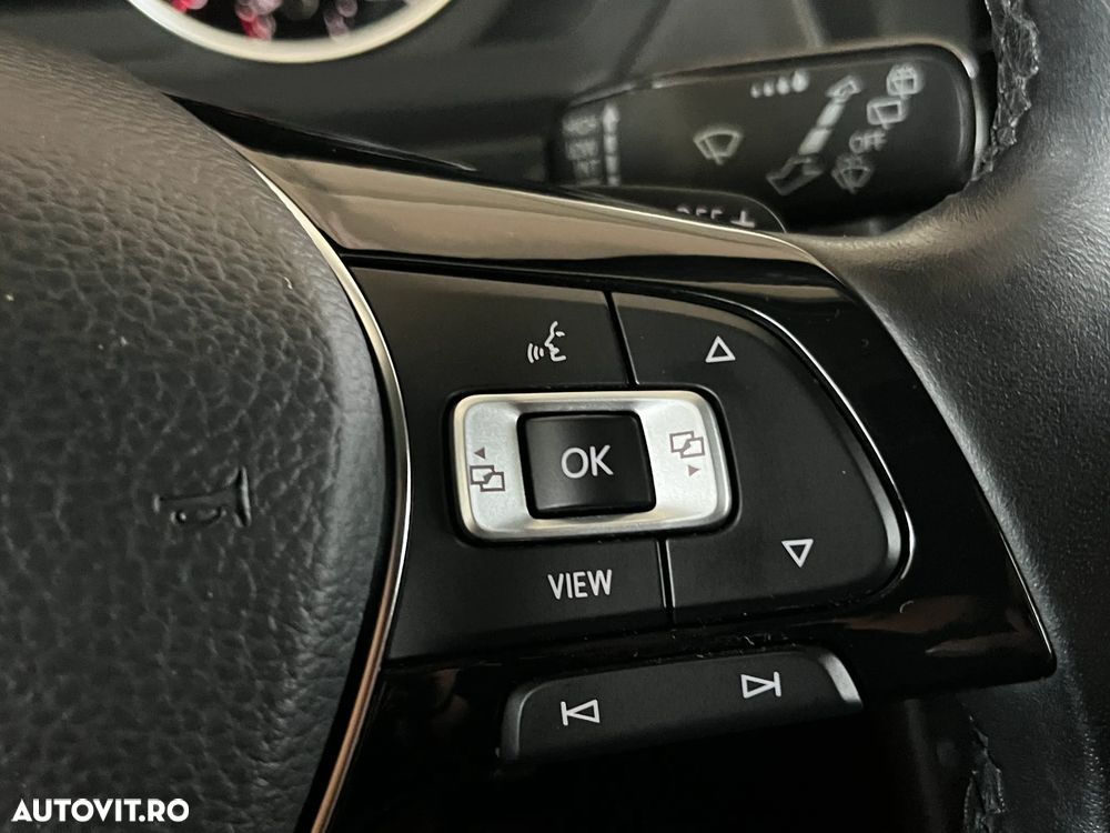Volkswagen Tiguan - 18