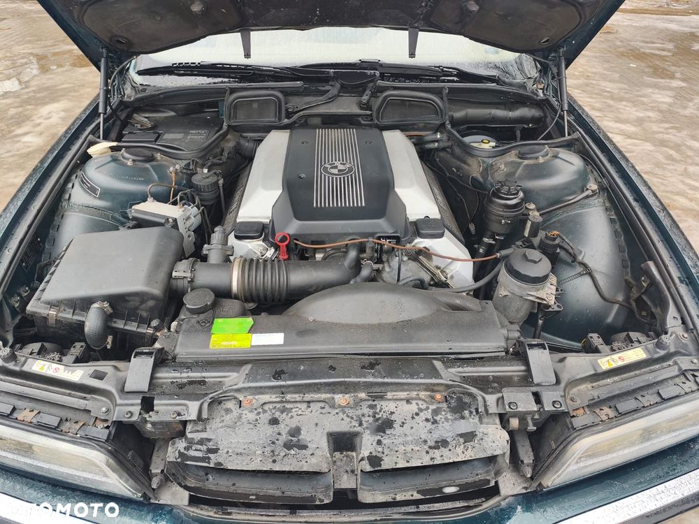 BMW Seria 7 - 22