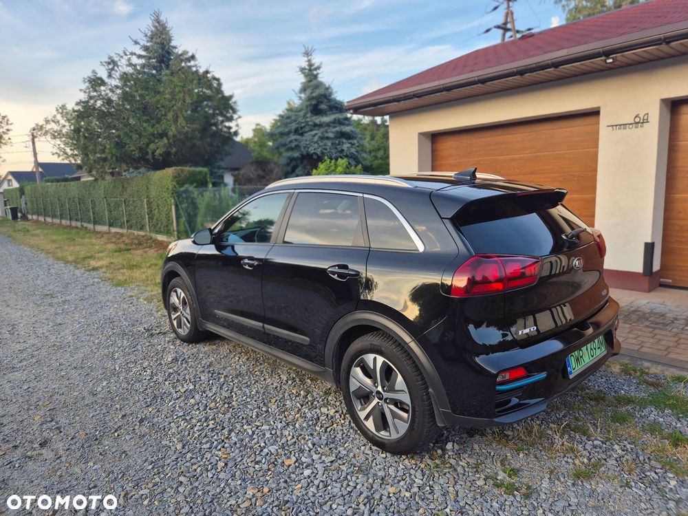 Kia Niro 64kWh L - 2