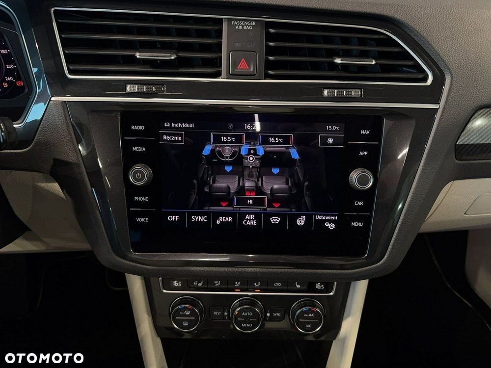 Volkswagen Tiguan - 34