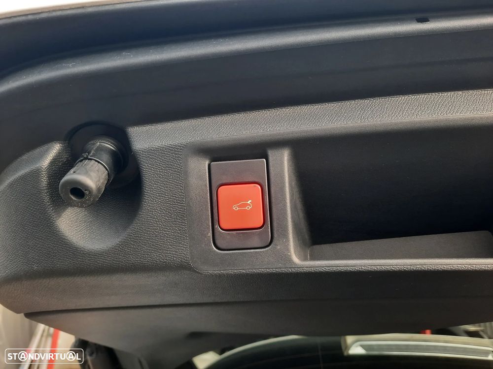 Peugeot 308 SW 1.6 Hybrid GT Pack e-EAT8 - 50