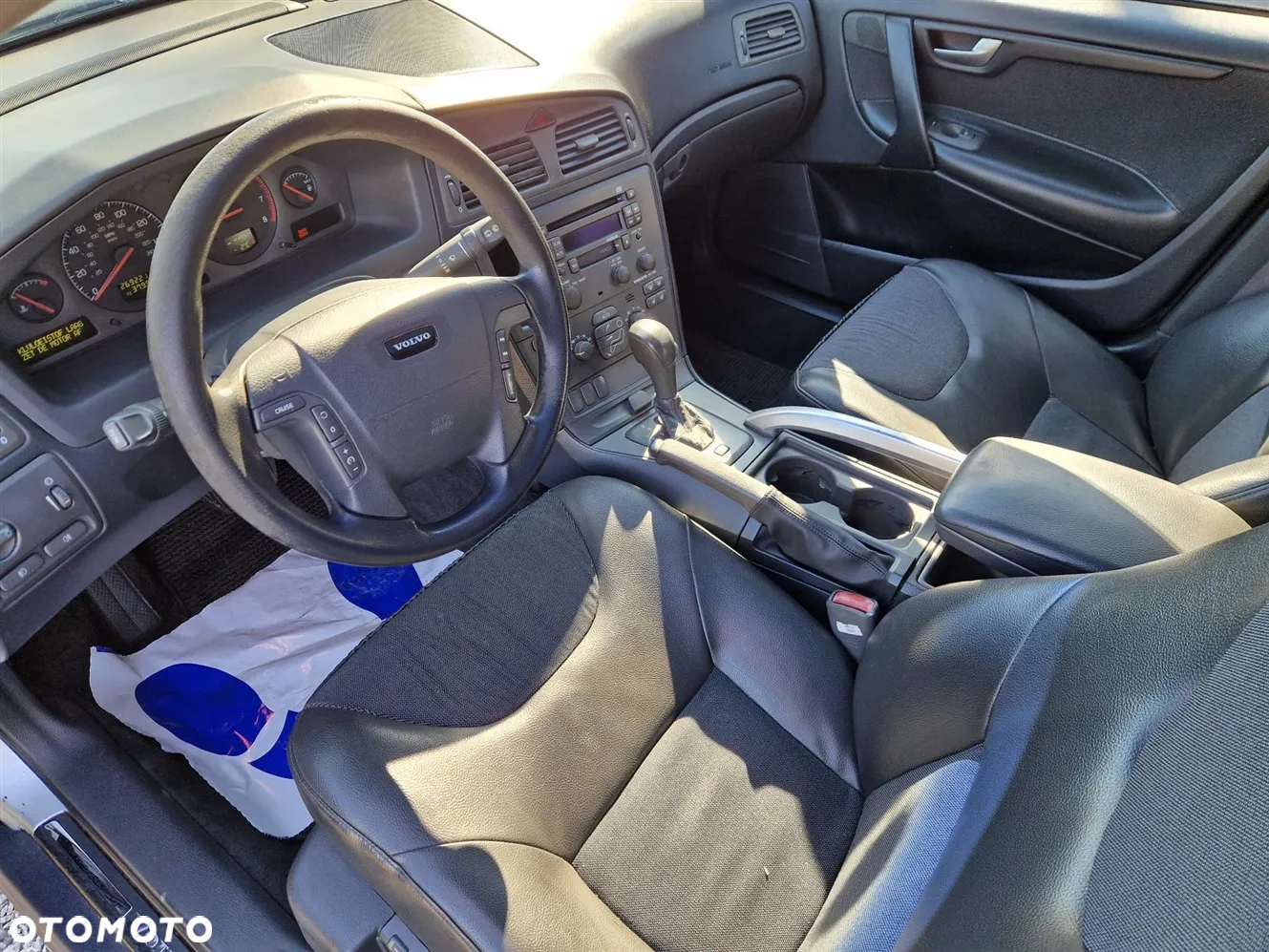 Volvo XC 70 AWD Momentum - 16