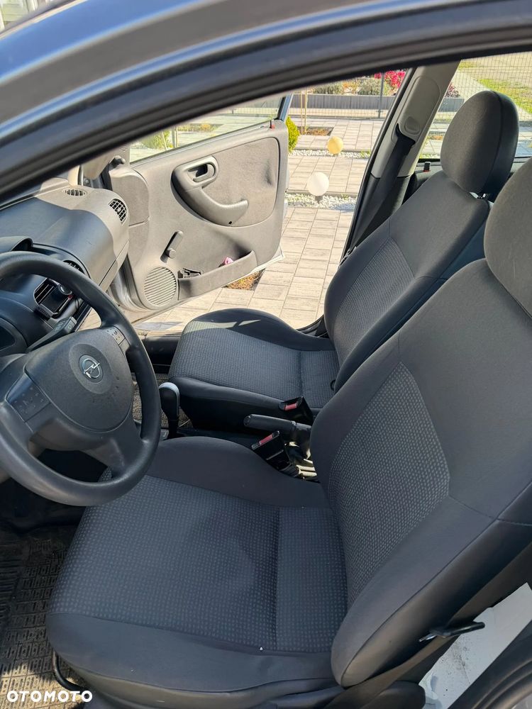 Opel Corsa 1.2 16V Comfort Easytronic - 8