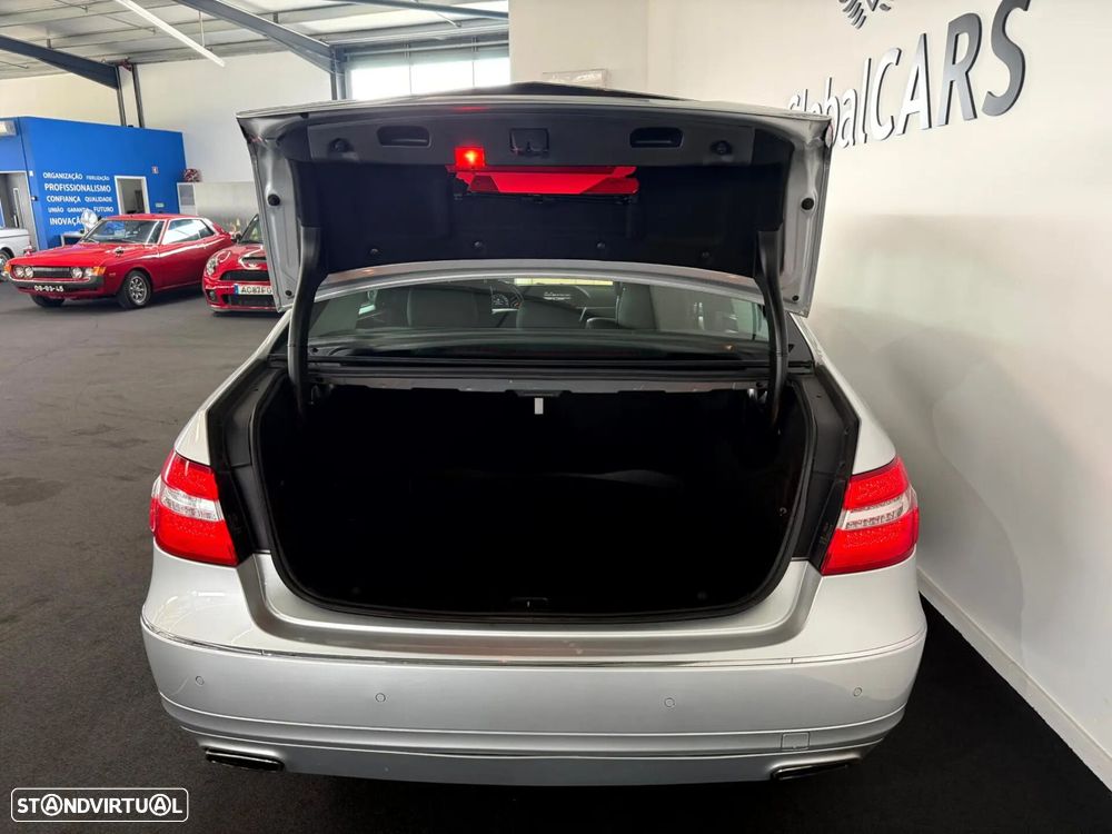 Mercedes-Benz E 250 CDi Elegance BlueEfficiency Auto. - 14