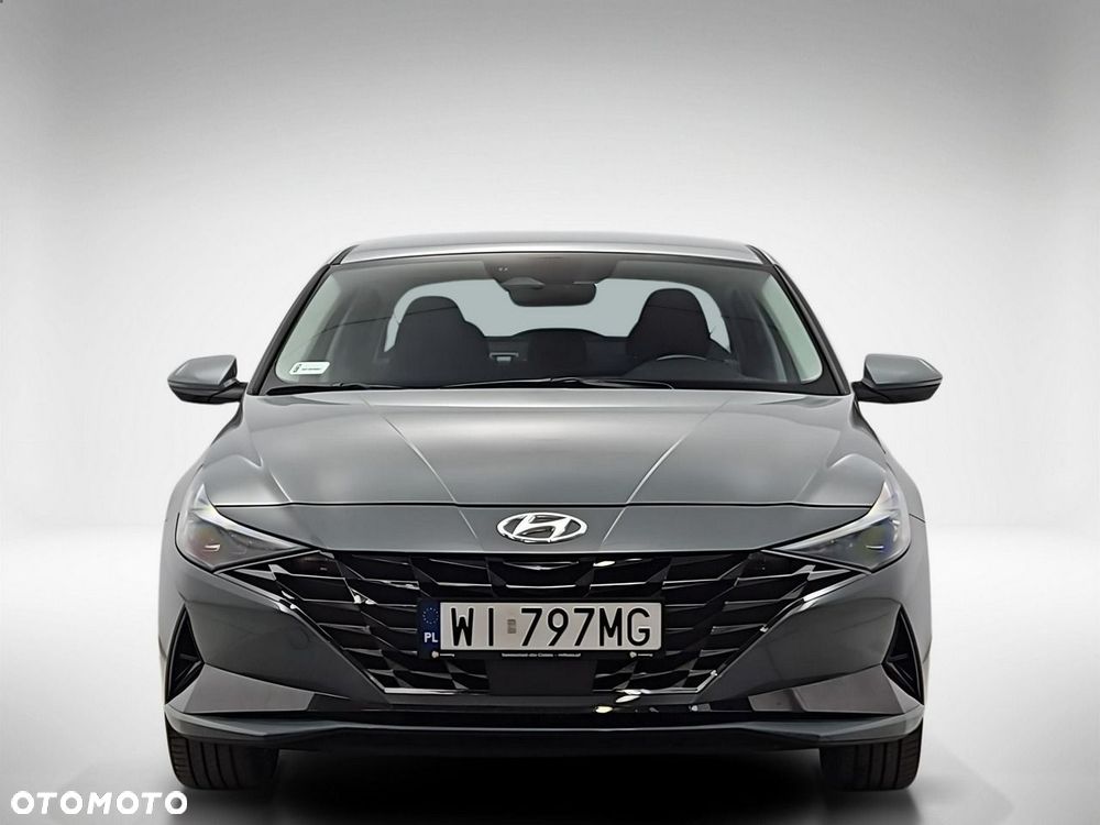 Hyundai Elantra 1.6 Smart - 8