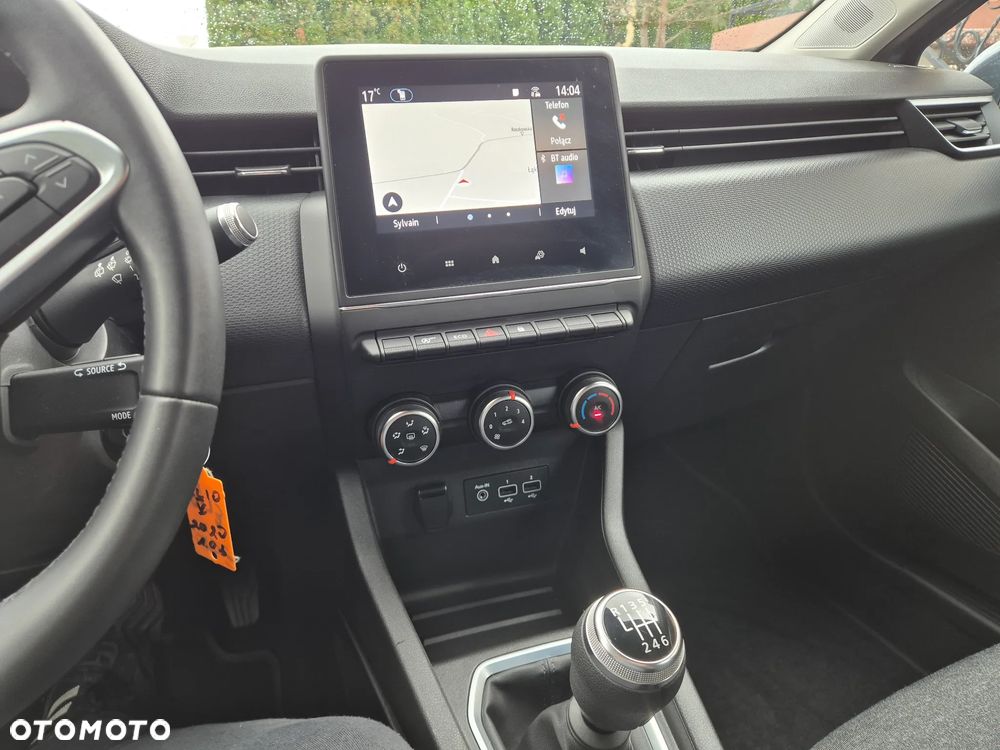 Renault Clio TCe 90 EVOLUTION - 16