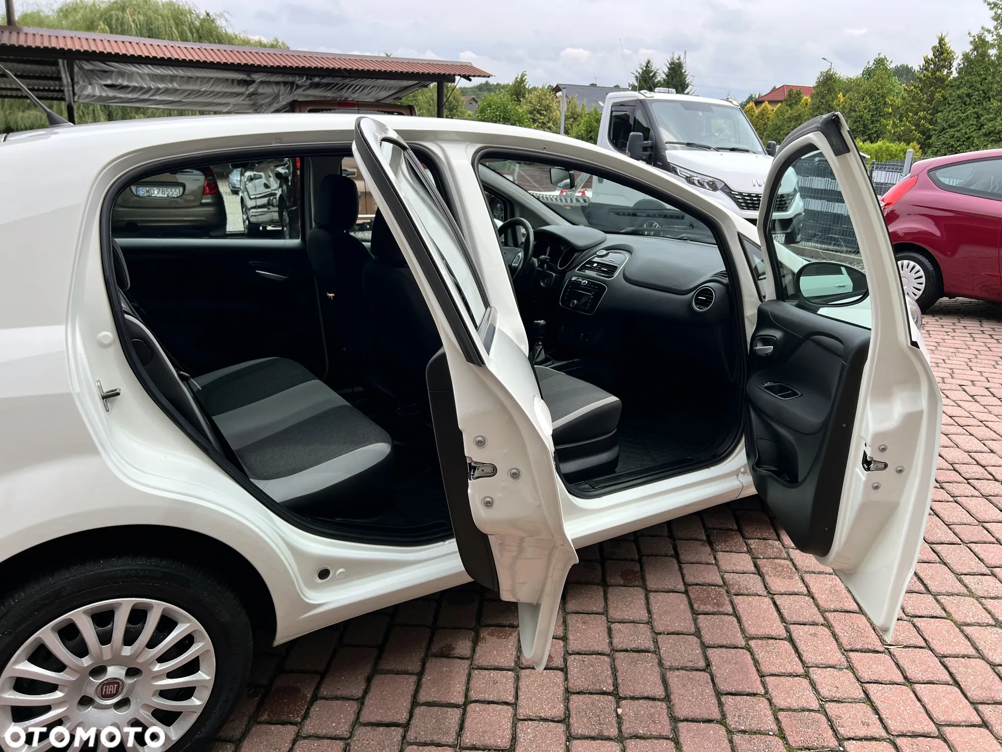 Fiat Punto Evo 1.2 8V Estiva - 34