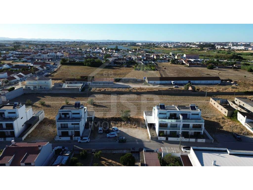 Lote Urbano com Projeto-Tipo para Moradia | Lançada -Montijo - Grande imagem: 2/9