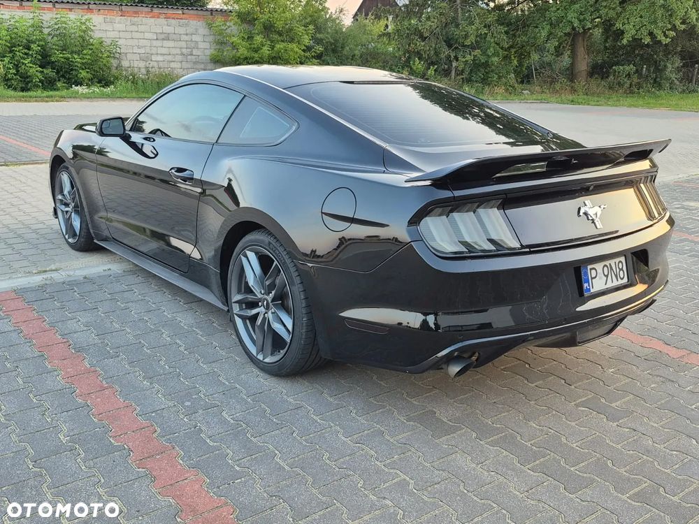 Ford Mustang 3.7 V6 - 3