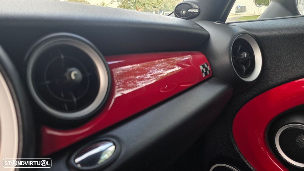 MINI 3 Portas John Cooper Works - 29