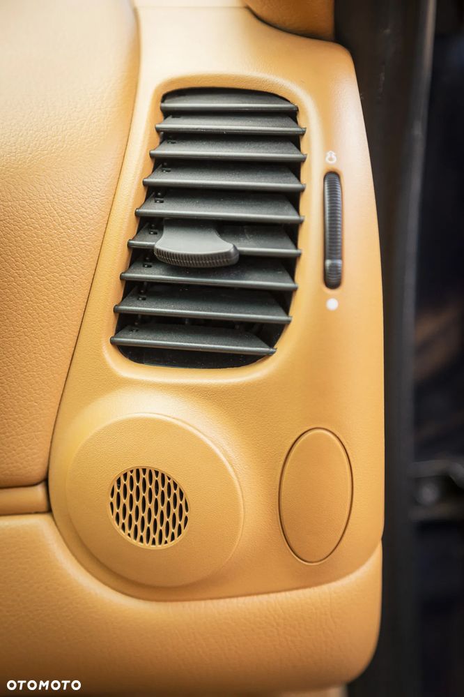 Porsche 911 - 33