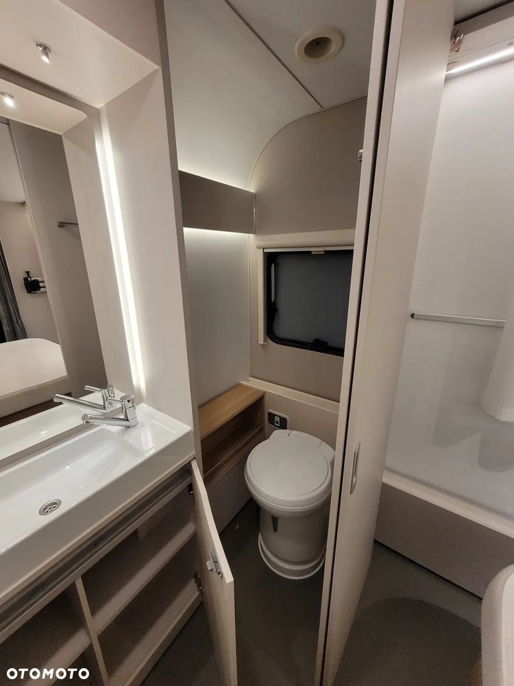 Adria Adora 613UT,  klimatyzacja,  mover - 9