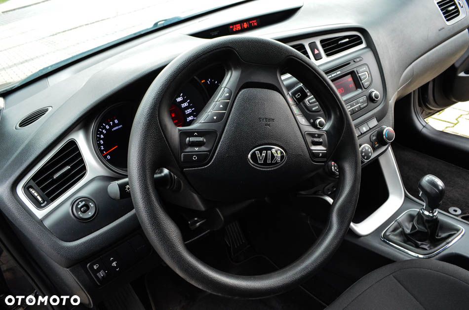 Kia Ceed 1.4 CVVT - 27