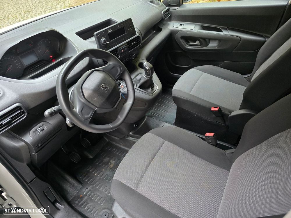 Peugeot Partner 1.6 BlueHDi L2 Asphalt - 22