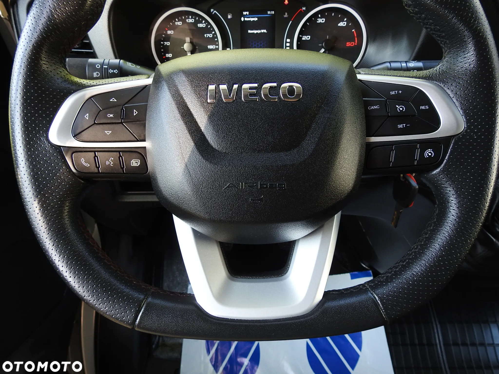 Iveco DAILY 50C18 PLANDEKA WINDA 10 PALET WEBASTO TEMPOMAT NAWIGACJA KLIMATYZACJA LEDY BLIŹNIACZE KOŁA 180KM [ 436150 ] - 36