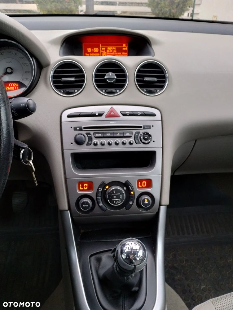 Peugeot 308 2.0 HDi Premium - 6