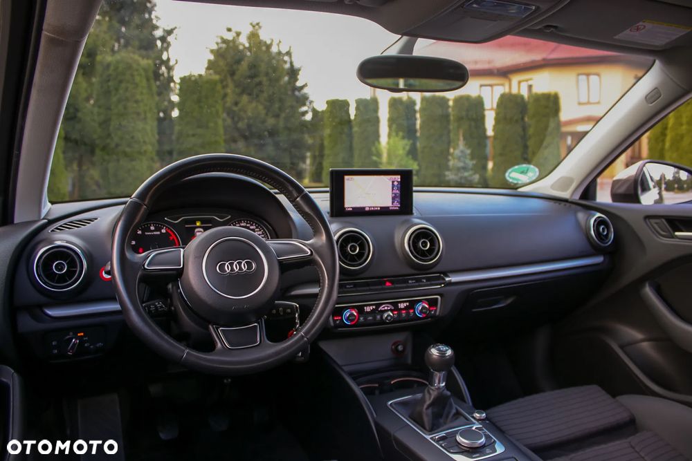 Audi A3 Sportback 1.4 TFSI Attraction - 37