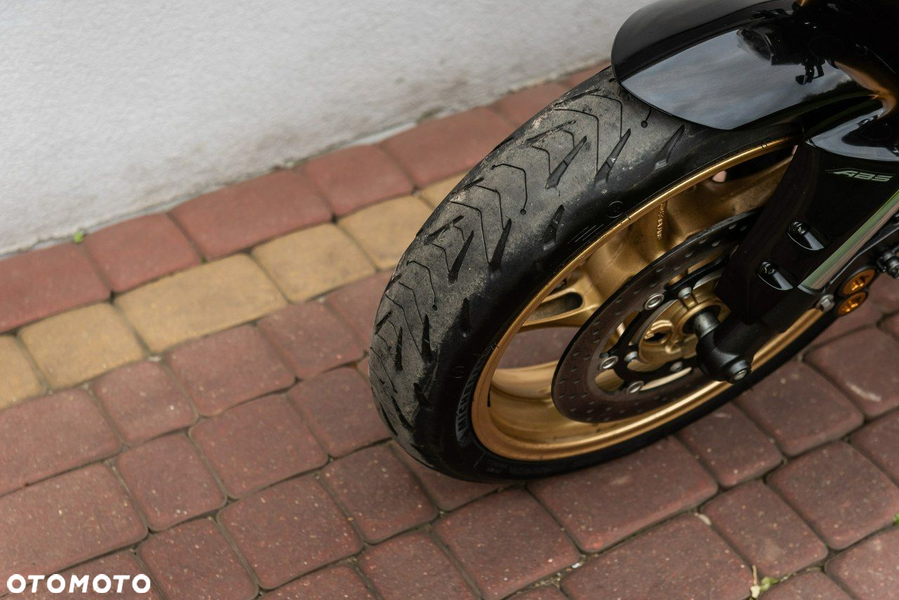 Yamaha FZ - 7
