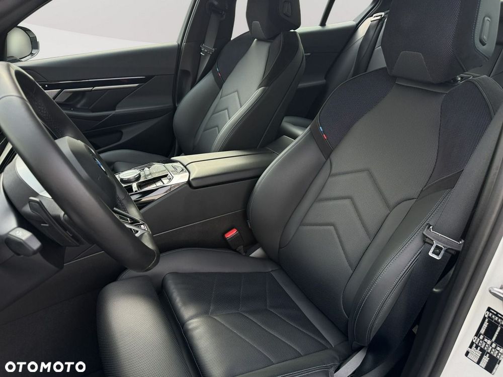 BMW Seria 5 520d mHEV M Sport - 14