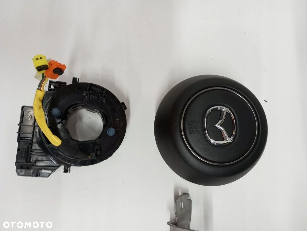 Konsola pulpit deska Mazda 3 III 23R - 8