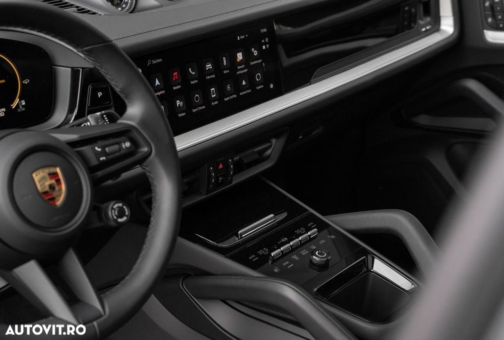 Porsche Cayenne - 24