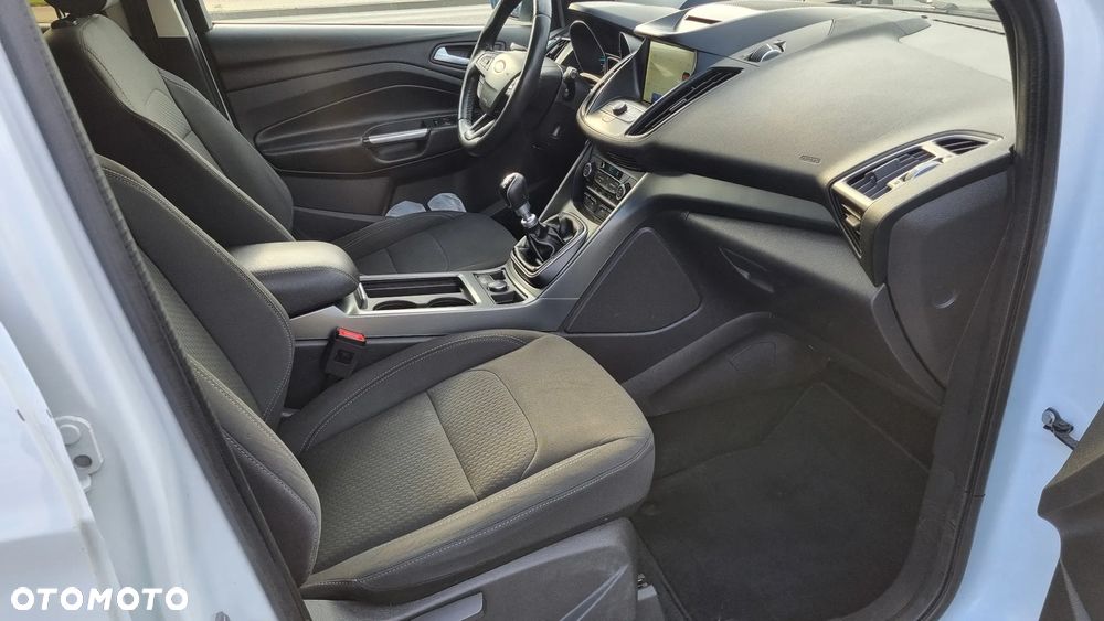 Ford Kuga 2.0 TDCi 4x2 Cool & Connect - 12