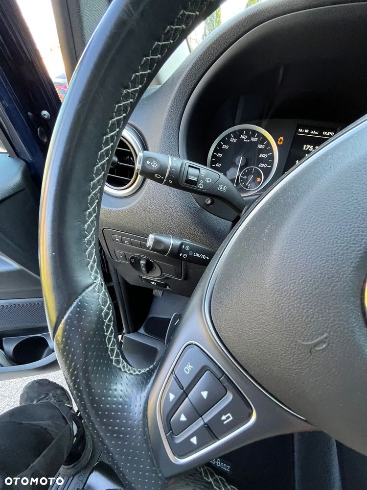Mercedes-Benz Vito Tourer Lang SELECT - 21