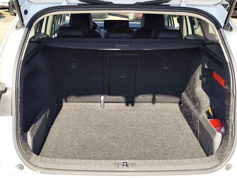 Skoda Enyaq 60 62kWh Clever - 12