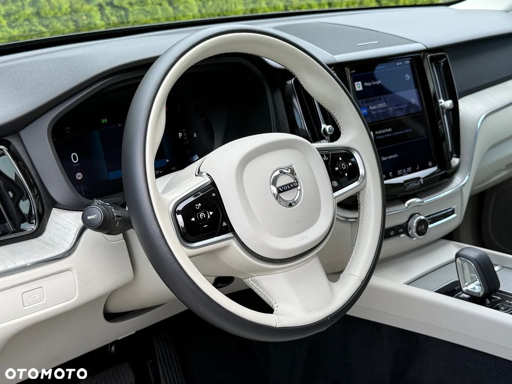 Volvo XC 60 B4 D AWD Geartronic Inscription - 18