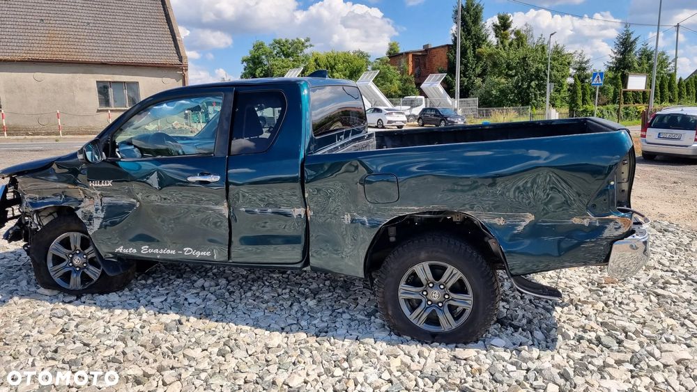 Toyota Hilux 4x4 Double Cab Autm Executive - 12