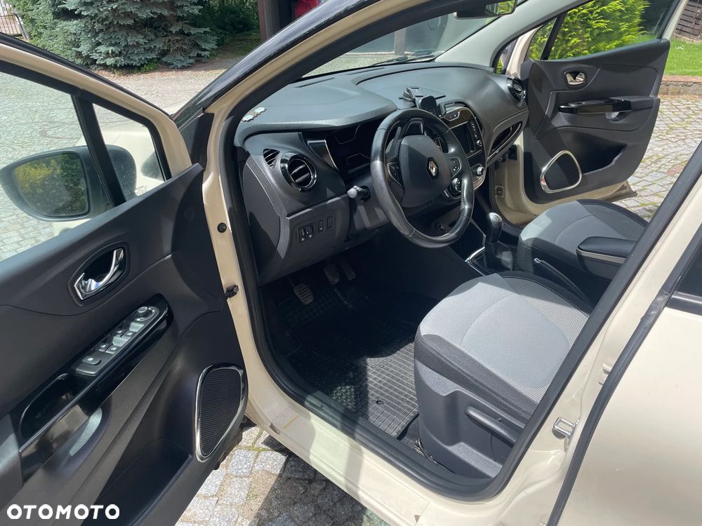 Renault Captur 0.9 Energy TCe Life EU6 - 7