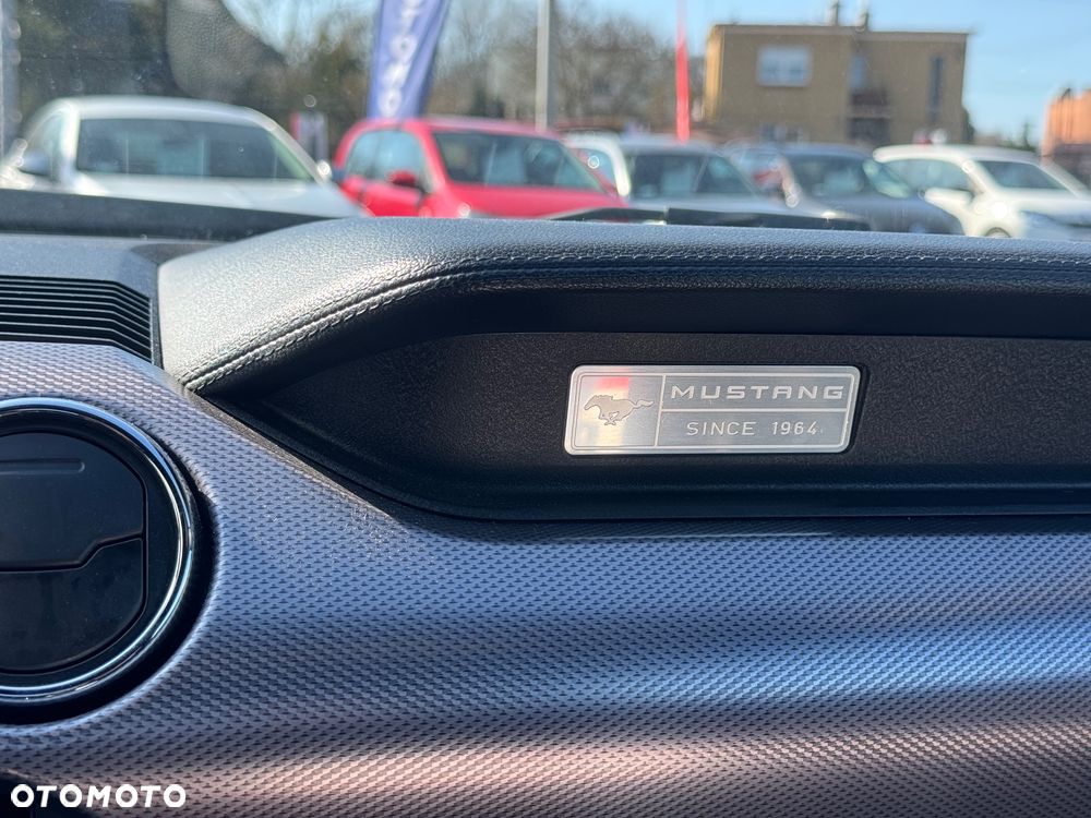 Ford Mustang 2.3 EcoBoost - 38