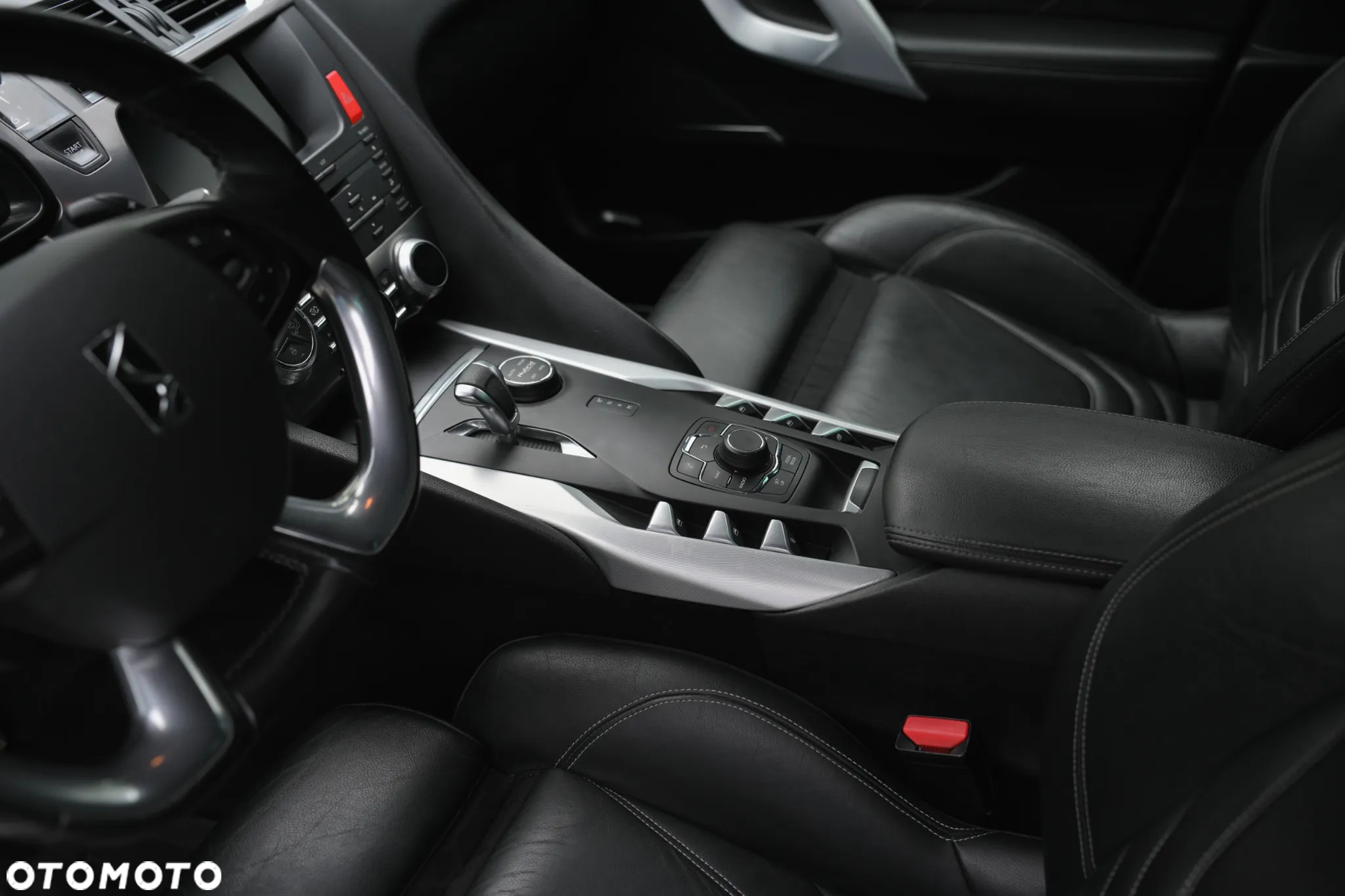 Citroën DS5 2.0 HDi Hybrid4 SoChic MCP - 31