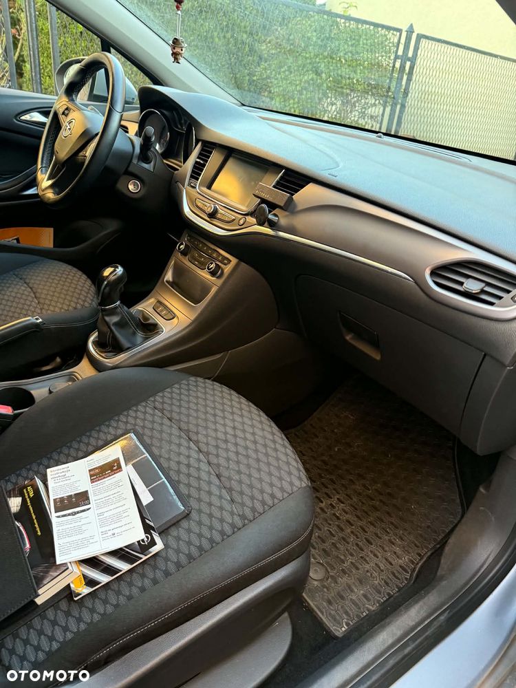 Opel Astra - 11