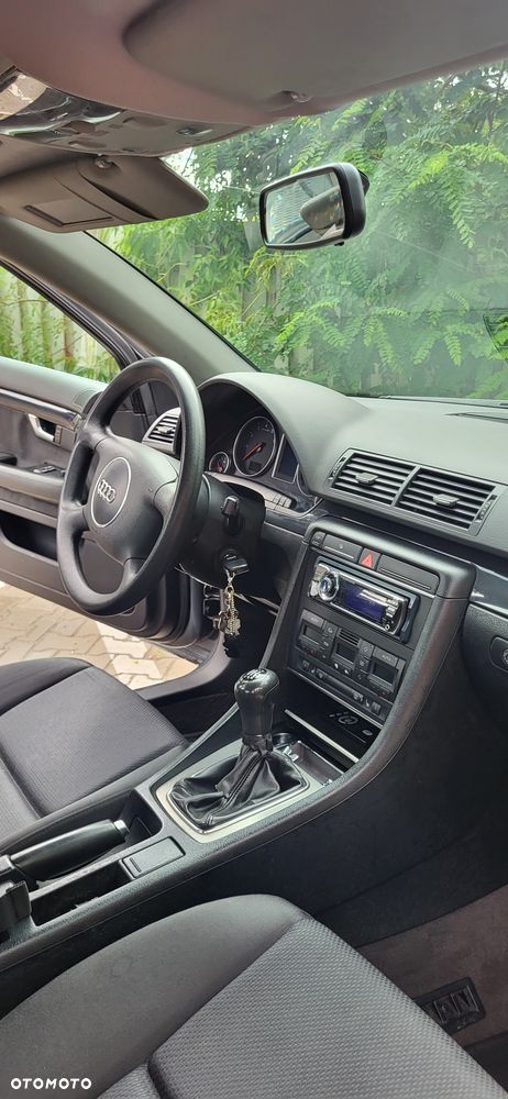 Audi A4 Avant - 8