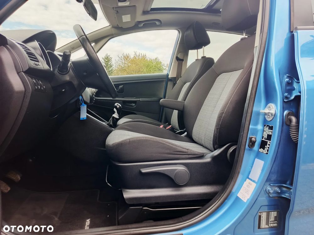 Kia Venga 1.6 CRDi 128 Business Line - 16