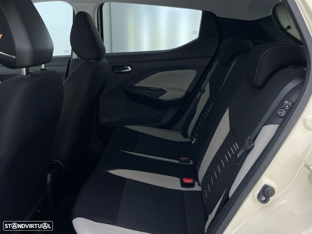 Nissan Micra 1.0 IG-T Tekna — fotografia 12