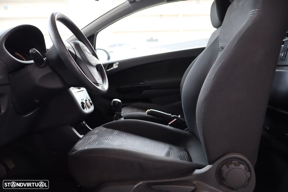 Opel Corsa 1.3 CDTi Van - 13